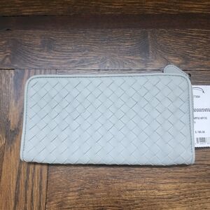 $1000 New Bottega Veneta Intrecciato Women's Blue Leather Wallet